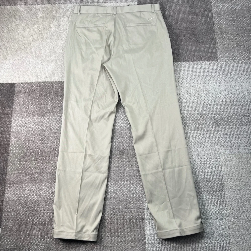 NWT Nike Golf Men 32x32 Khaki Tan Dri-FIT‎ Flat Front Chino Pants 833194-235